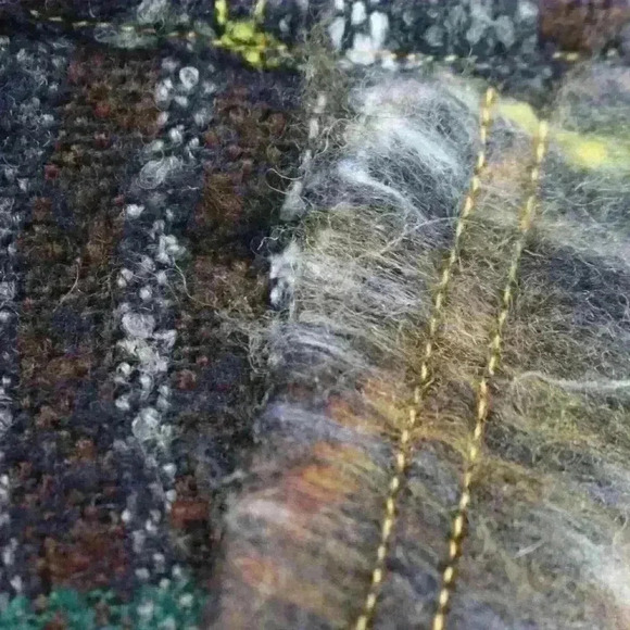 URBAN OUTFITTERS UO Y2K Wool Fitted Mini Skirt Yellow & Black Plaid Zip Women XS - Picture 11 of 11